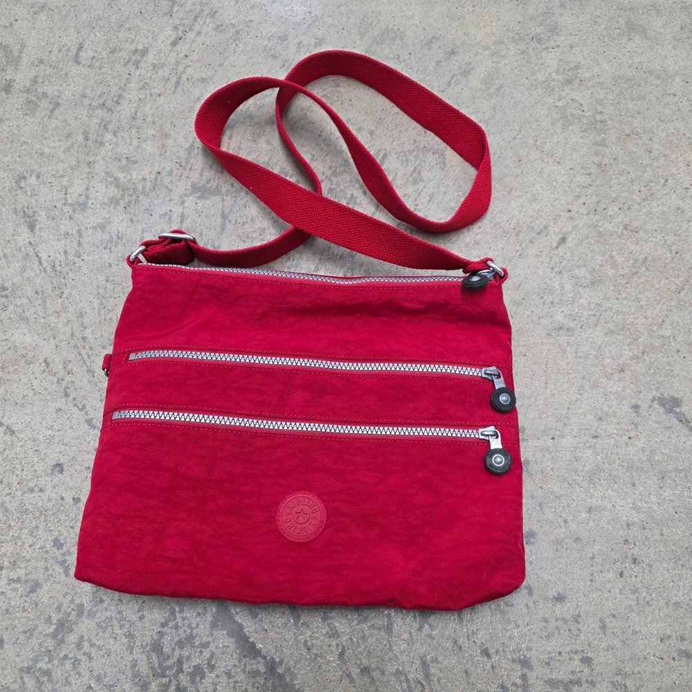 Kipling Red Crossbody Bag Lightweight Travel Purse Shoulder Bag‎